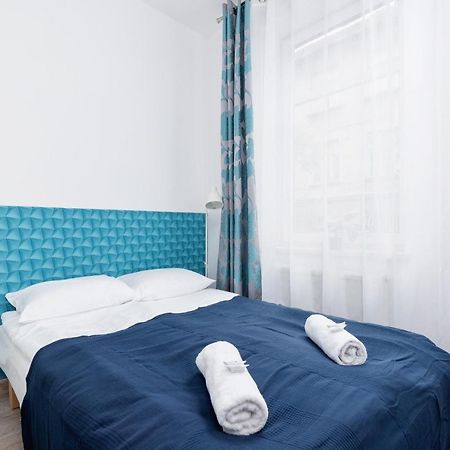 Apartment Bosacka Cracow By Noclegi Renters Krakow Bagian luar foto