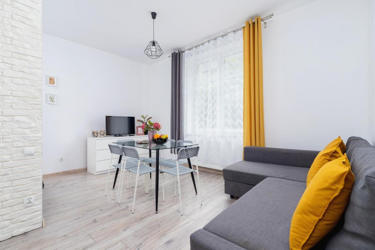 Apartment Bosacka Cracow By Noclegi Renters Krakow Bagian luar foto