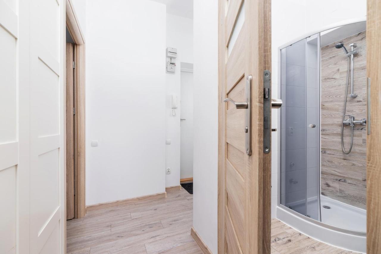 Apartment Bosacka Cracow By Noclegi Renters Krakow Bagian luar foto