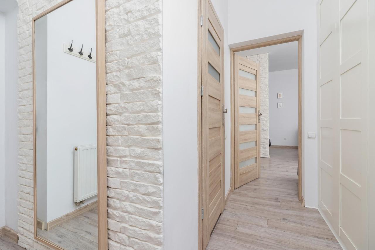 Apartment Bosacka Cracow By Noclegi Renters Krakow Bagian luar foto